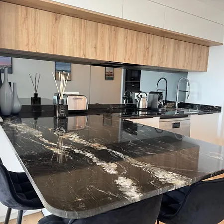 Vue 45m2 Avec Grande Terrasse 20m2 아파트